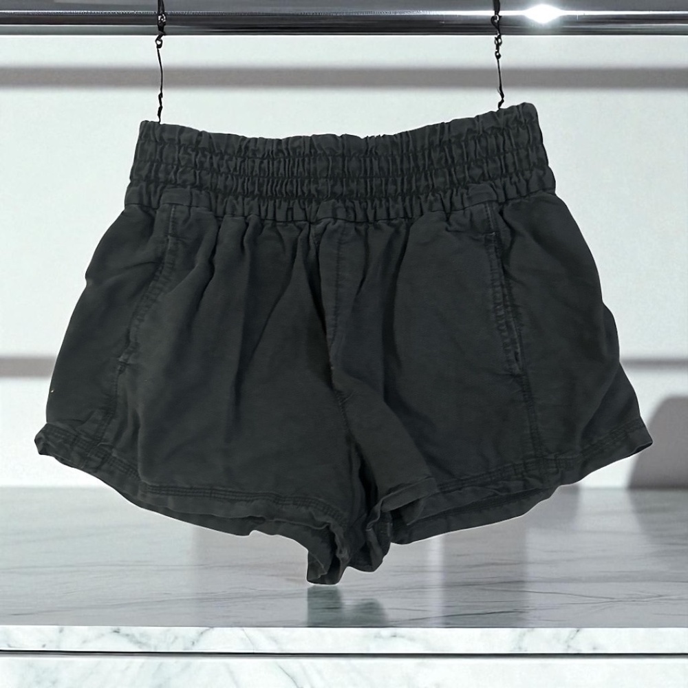 Aerie Black Smocked Waist Casual Shorts Medium